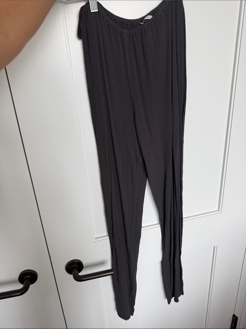 Handwritten Women's Black Elastic-Waist Lightweight Pants